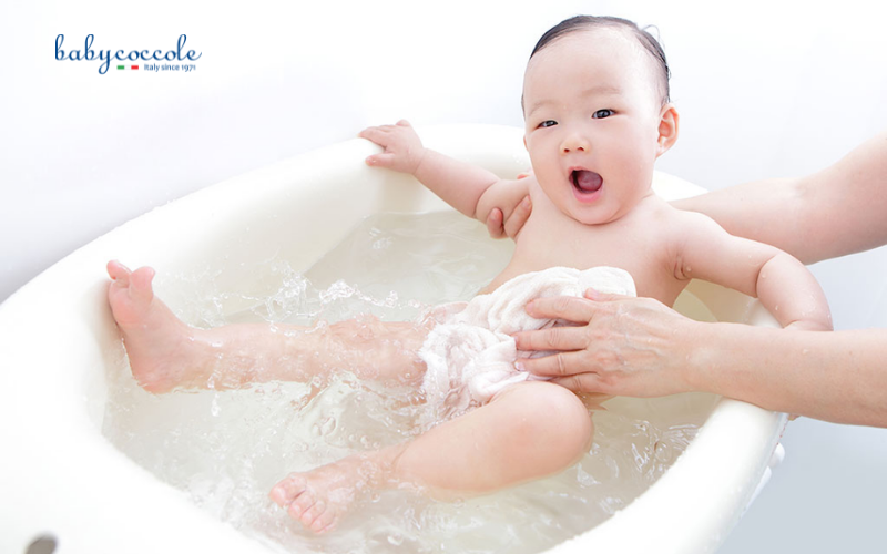 nước tắm trị rôm sảy