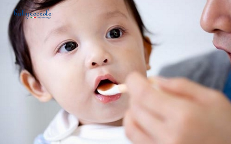 chăm sóc hệ tiêu hóa cho trẻ nhỏ