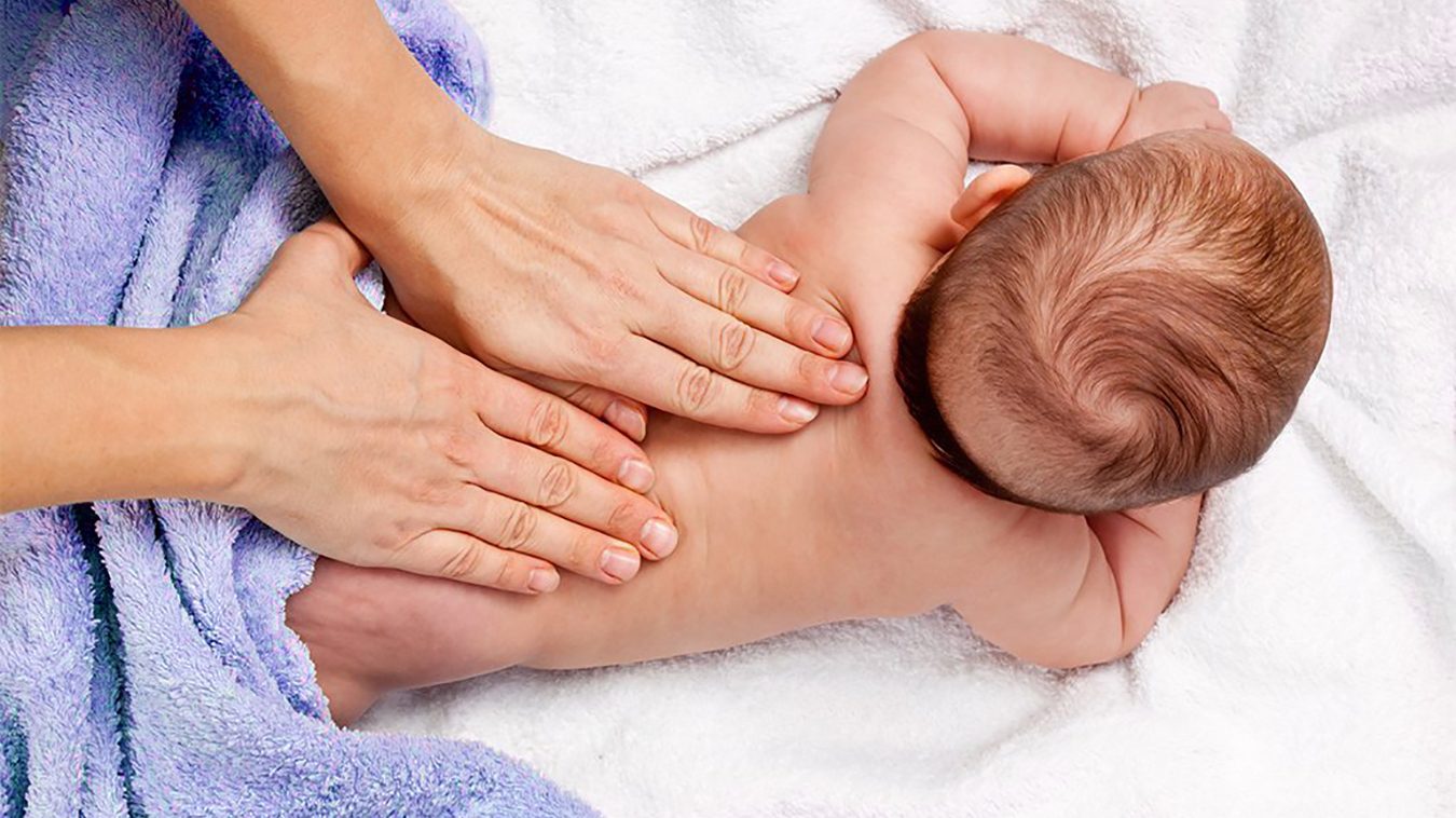 baby-massage-1350x758px